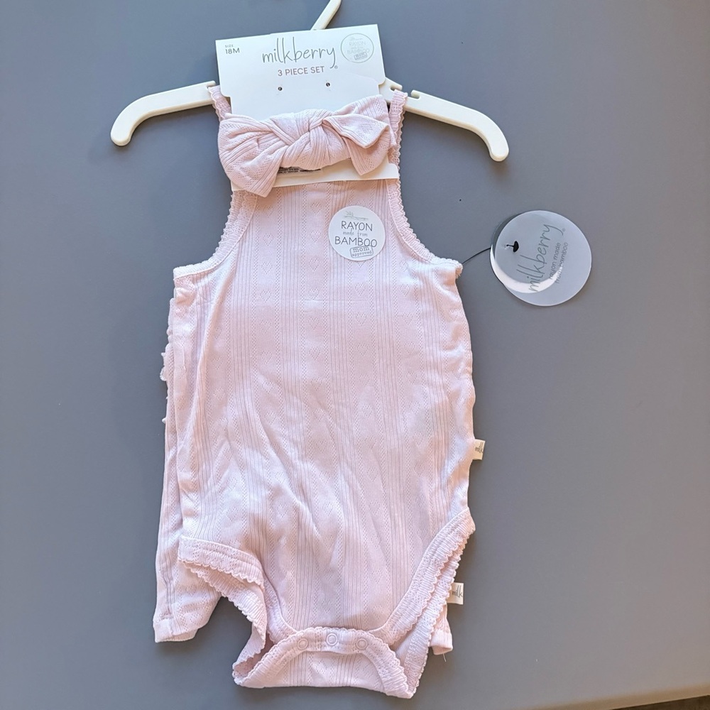 Milkberry bamboo 3 piece short set new